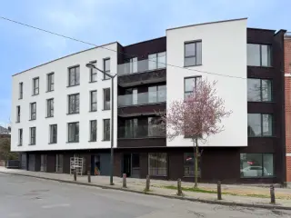 Ukkel (VBB09480)   Ukkel (VBB09480)