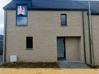   Fontaine-l'Évêque (VBC99955)