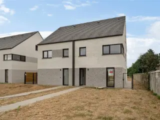 Emblem (RBU27395)   Emblem (RBU27395)