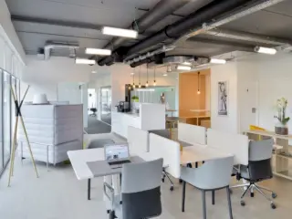 Bureaux à louer Roeselare (RAH29654)