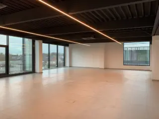 Bureaux à louer Lendelede (RBD72511)