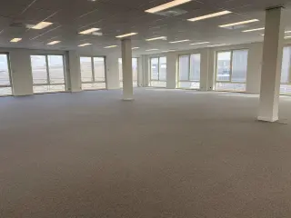 Bureaux à louer Drogenbos (RBE25389)