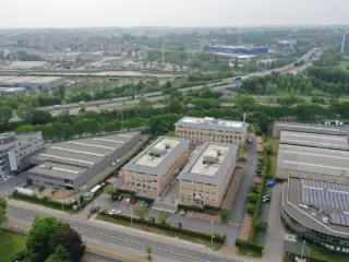 Bureaux à louer Drogenbos (RBE25390)