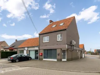 Opbrengsteigendom te koop Koersel (RBI18572)