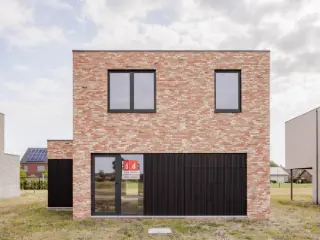 Residence for sale Malle (RBI93291)