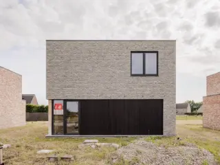 Residence for sale Malle (RBI93292)