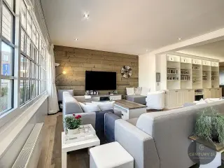 Gelijkvloers te koop Knokke-Heist (RBJ96474)