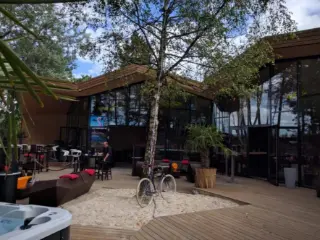 Commercial building for rent Bridel (RBL44097)