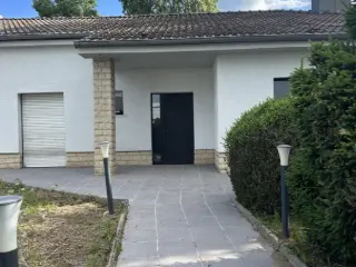 Kantoor te huur Foetz (RBL46426)