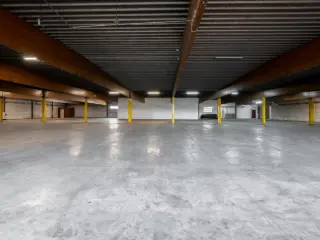 Surface industrielle à louer Meulebeke (RBQ26960)