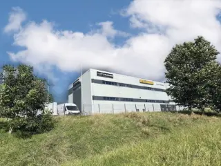 Commercial building for rent Strassen (RBR57514)