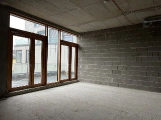 Commercial building for rent Strassen (RBR72897)