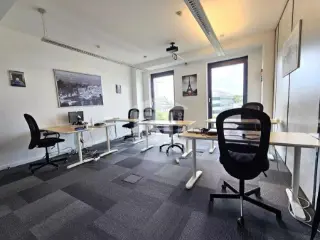Office space for rent Koerich (RBR93953)