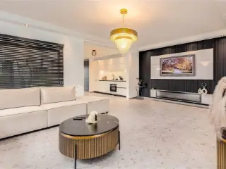 Residence for sale Malle (RBS38386)