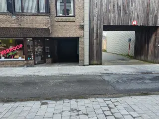 Surface commerciale à louer Izegem (RBS73931)