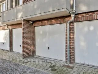 Garage à vendre Zellik (RBT03062)