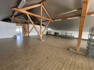 Handelspand te huur Beaufort (RBT08415)