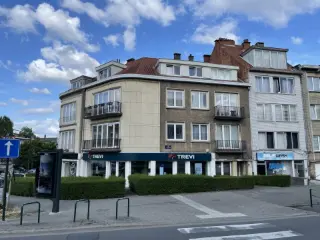 Huis gemengd gebruik te koop Laken (RBT24228)