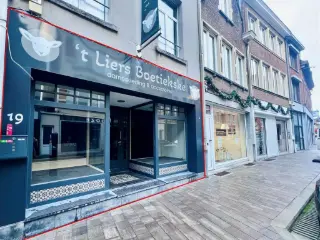 Surface commerciale à louer Lier (RBT24323)