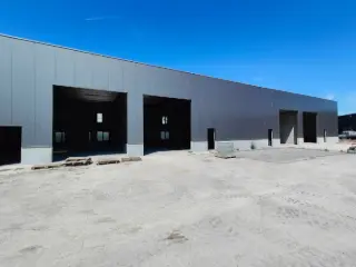 Industrial building for rent Brugge (RBT29855)