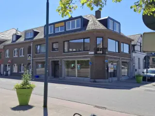 Commercial building for rent Balen (RBT32780)