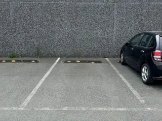 Parking for rent Veurne (RBT42683)