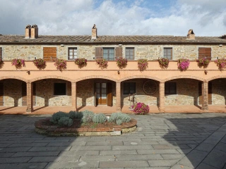 Residence for sale Cortona (RBT50092)