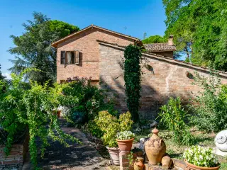 Huis te koop Ripe San Ginesio (RBT50171)