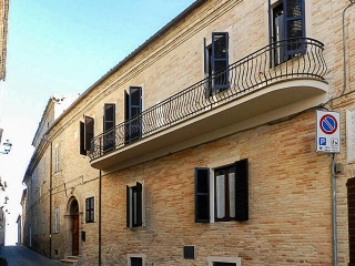 Residence for sale Massa Fermana (RBT50422)