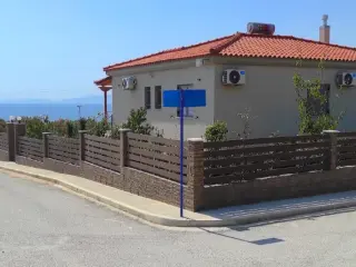 Residence for sale Akti Nireos (RBT50578)