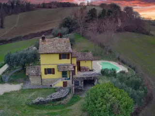 Residence for sale Borgo Roncaglia, San Lorenzo in Campo (RBT50631)