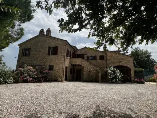 Huis te koop Fratte Rosa (RBT50644)