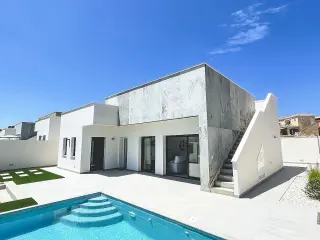 Huis te koop Pinar de Campoverde (RBT50813)