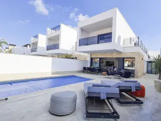 Maison à vendre Torrevieja (RBT51322)