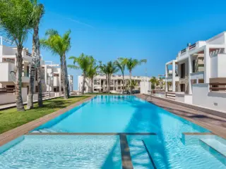 Appartement te koop Torrevieja (RBT53774)