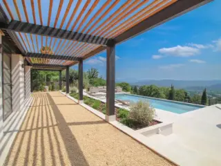 Huis te koop Seillans (RBT56006)