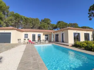 Huis te koop Bagnols-en-Forêt (RBT56069)