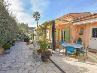 Residence for sale Sainte-Maxime (RBT56076)