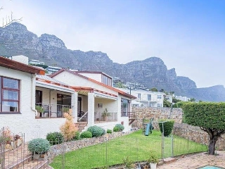 Residence for sale Cape Town (RBT57733)