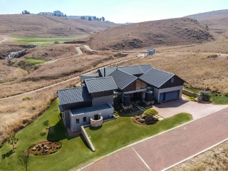 Residence for sale Dullstroom (RBT57745)