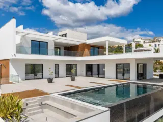 Huis te koop Albufeira (RBT60014)