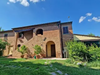 Residence for sale Foiano della Chiana (RBT60556)