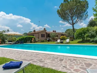 Maison à vendre Asciano (RBT60567)
