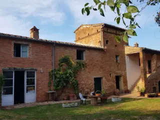 Residence for sale Foiano della Chiana (RBT60575)