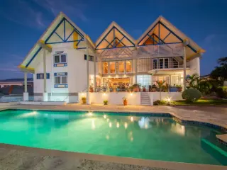 Residence for sale Jan Thiel (RBT60676)