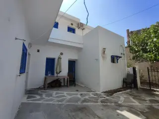 Residence for sale Agios Vasilios (RBT60875)
