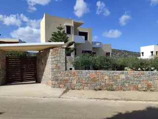 Residence for sale Neapoli (RBT60912)