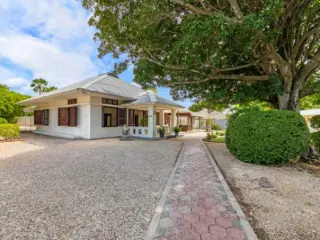 Residence for sale Willemstad (RBT61003)