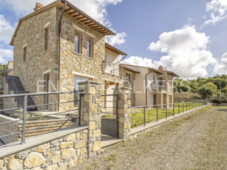 Huis te koop San Casciano dei Bagni (RBT61021)