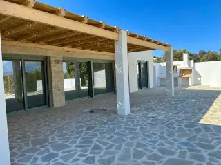 Huis te koop Kamilari (RBT61102)